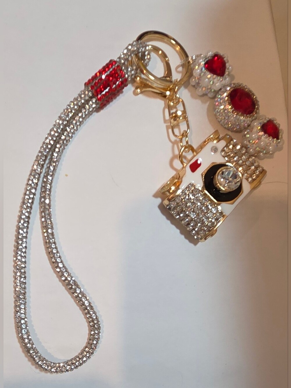 Vintage Style Rhinestone Camera Keyring ✨ Bag Charm with Glam Red Jewel Wristlet - Picture 14 of 15